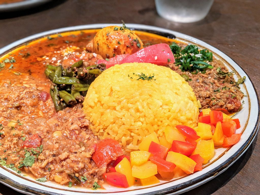 カオス スパイスダイナー 大阪カレー あいがけカレー 四ツ橋駅 アメリカ村 心斎橋