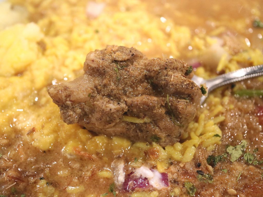 大阪 堺筋本町 創作カレー ツキノワ スパイスカレー チキン