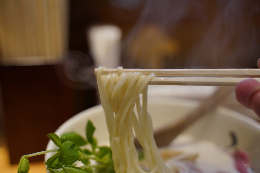 大阪 北浜 ラーメン 牛骨 牛白湯 ぶっこ志