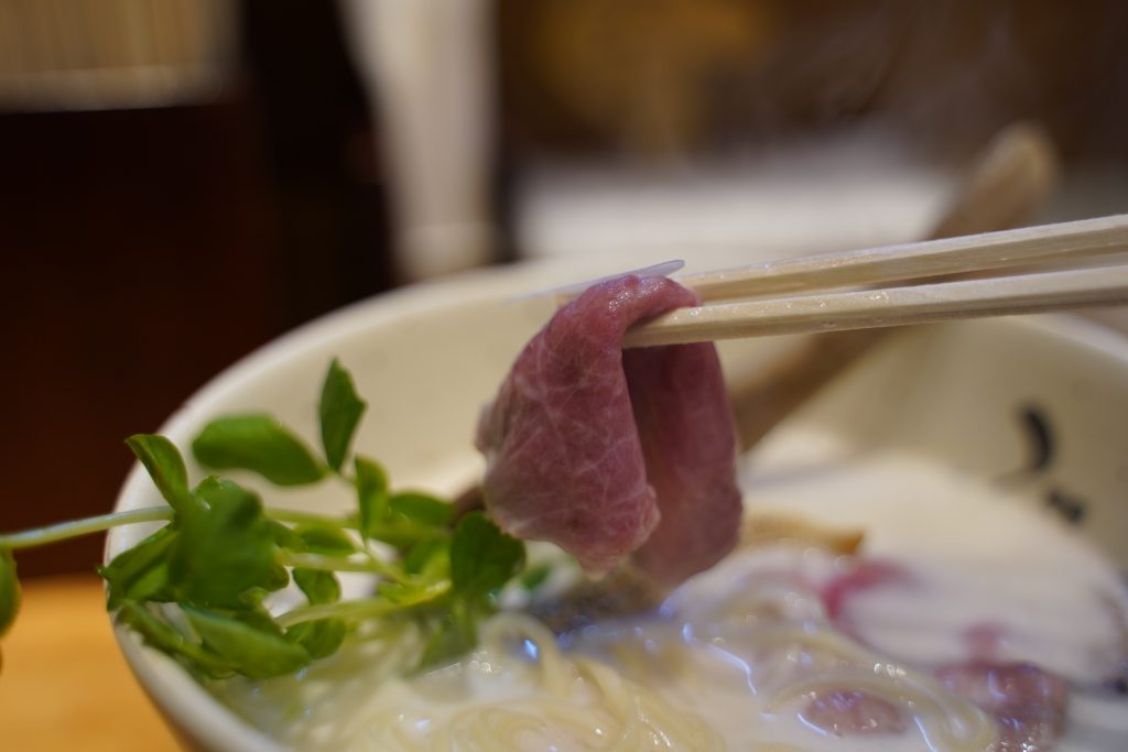 大阪 北浜 ラーメン 牛骨 牛白湯 ぶっこ志