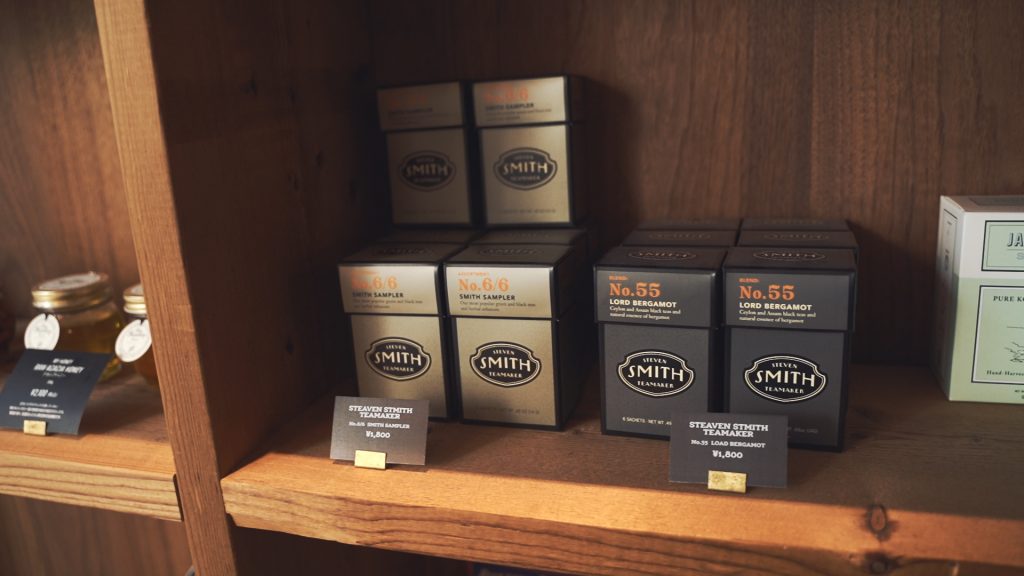 SCHOOL BUS COFFEE STOP KITAHAMA 北浜駅 淀屋橋駅 大阪 大阪北区