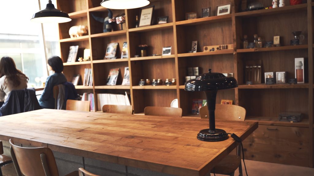 SCHOOL BUS COFFEE STOP KITAHAMA 北浜駅 淀屋橋駅 大阪 大阪北区