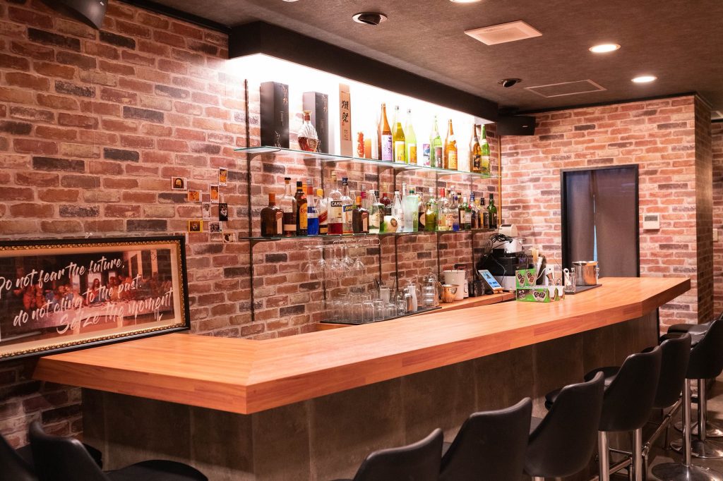 梅田　CAFE&BAR ZERO　ホリエモン　HIU