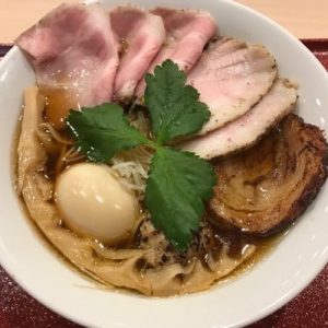 中津で話題のラーメン店!麦と麺助 新梅田中津店