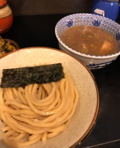 濃厚つけ麺が人気!つけ麺無心