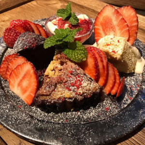 築120年の古民家をおしゃれカフェに!