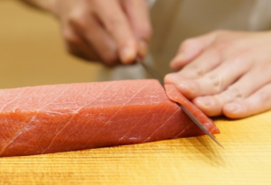 若き店主が握る絶品マグロ鮨が人気!鮨 おおが