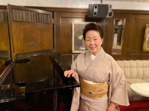 【北新地で50年以上続く老舗クラブ】『music in club 洋』を取材!